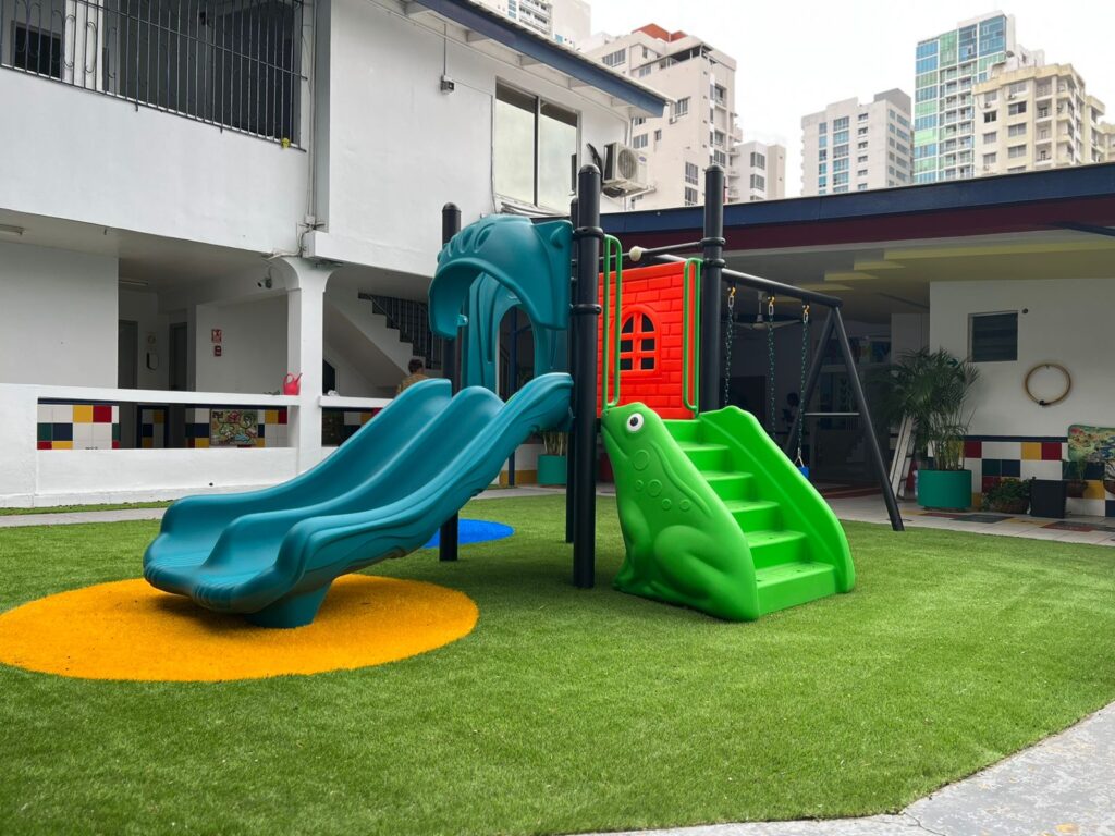 parques-infantiles-en-colegios