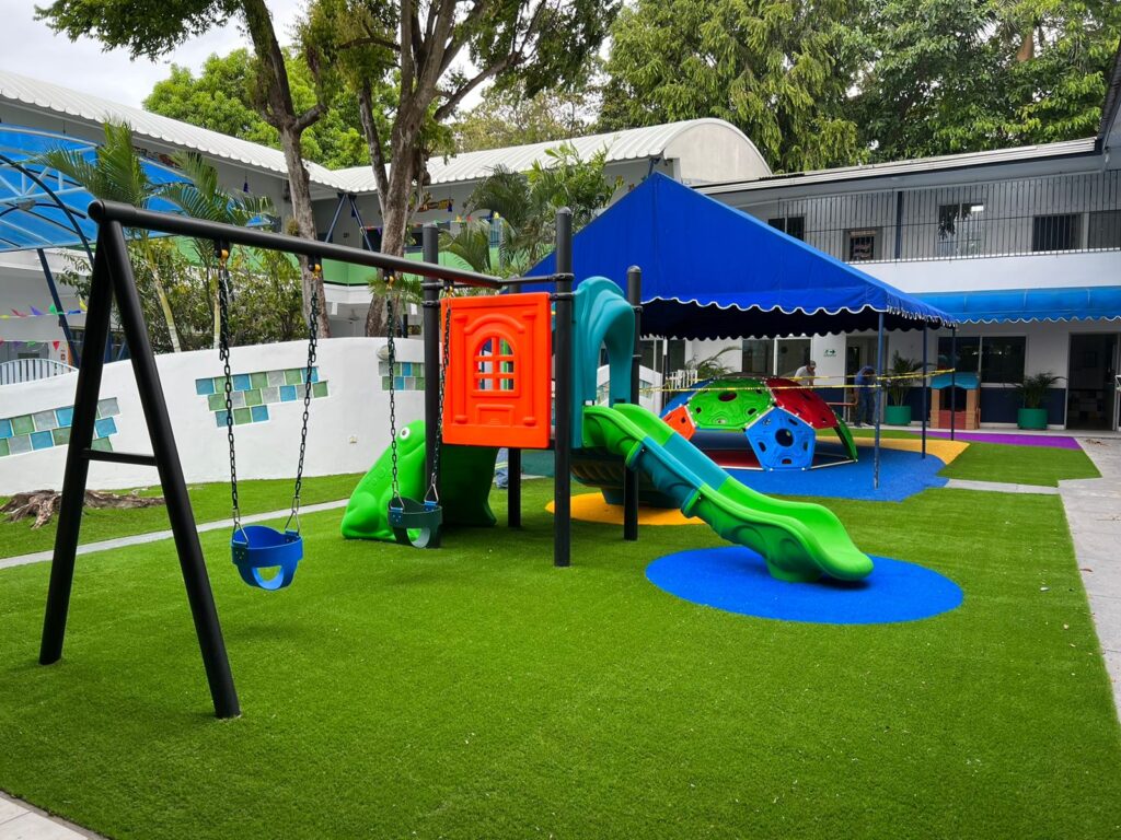 parques-infantiles-en-colegios